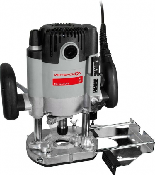 Фрезер Интерскол ФМ-62/2100Э 703.1.0.00